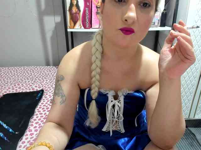 Bisexyeliz35 webcam