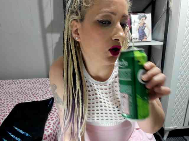 Bisexyeliz35 webcam