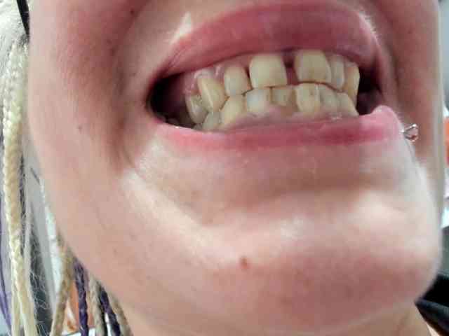 Bisexyeliz35 webcam