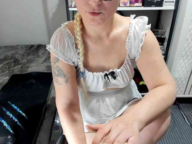 Bisexyeliz35