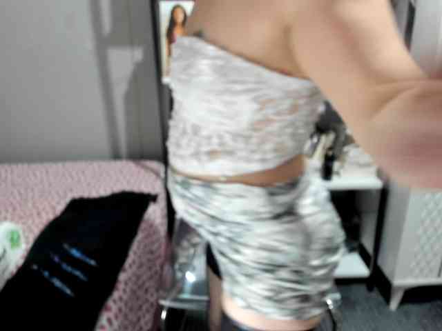 Bisexyeliz35 webcam