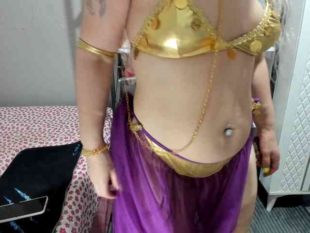 Bisexyeliz35 webcam