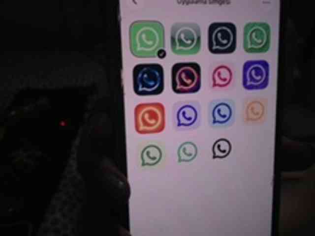 Bisexyeliz35 webcam