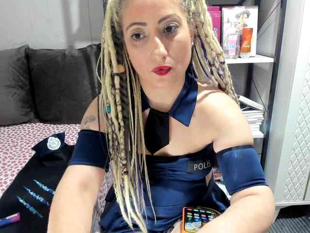 Bisexyeliz35 Bisexyeliz35
