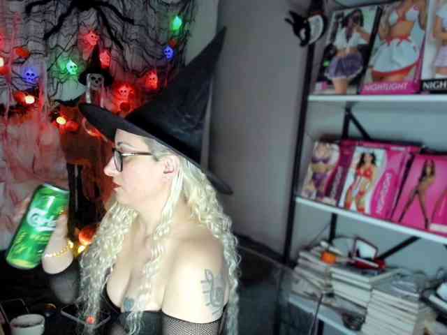 Bisexyeliz35
