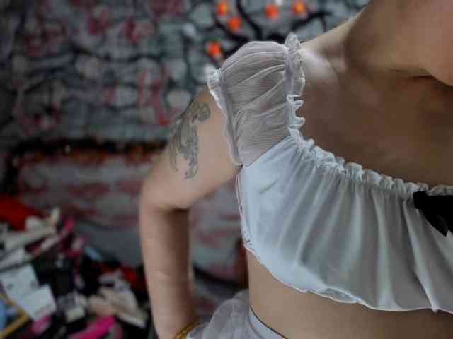 Bisexyeliz35