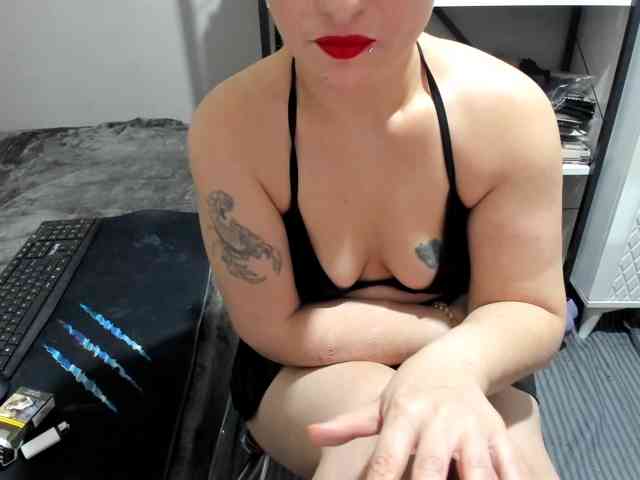 Bisexyeliz35
