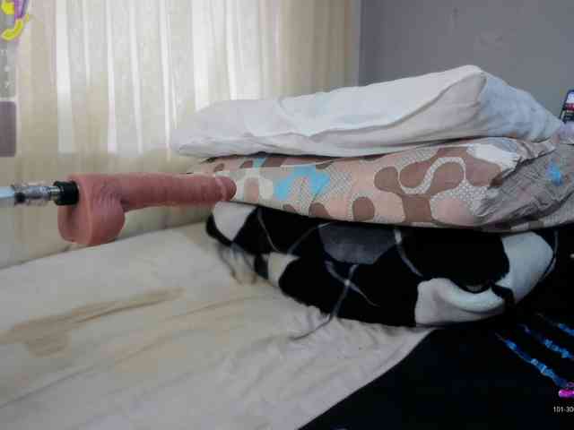 Bisexyeliz35 webcam