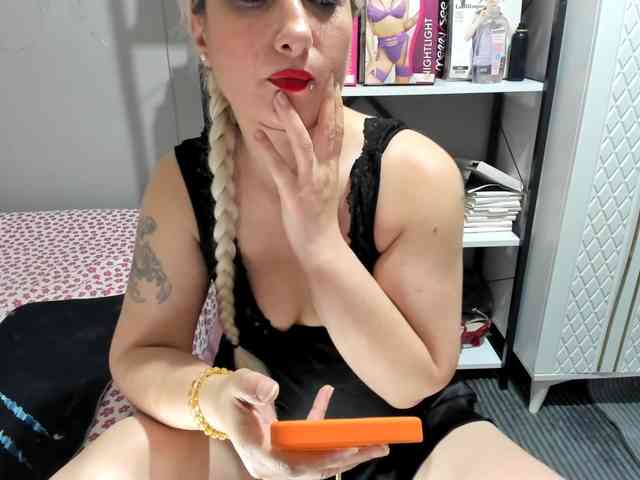 Bisexyeliz35