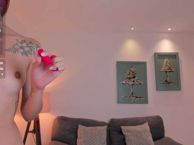 AnaisNin1 live cam on BongaCams