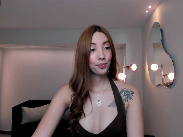 AnaisNin1 live cam on BongaCams