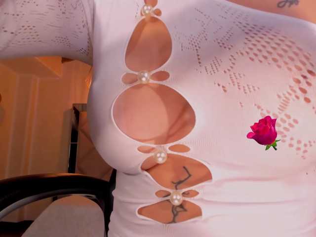 HannaConnor live cam preview