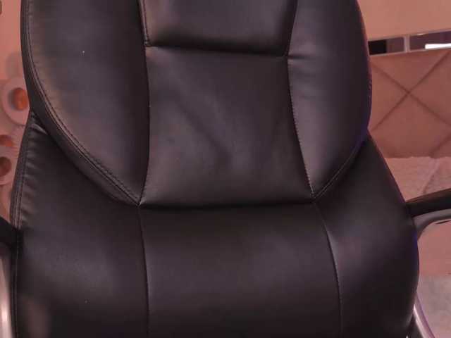 HannaConnor, en directo ahora en BongaCams