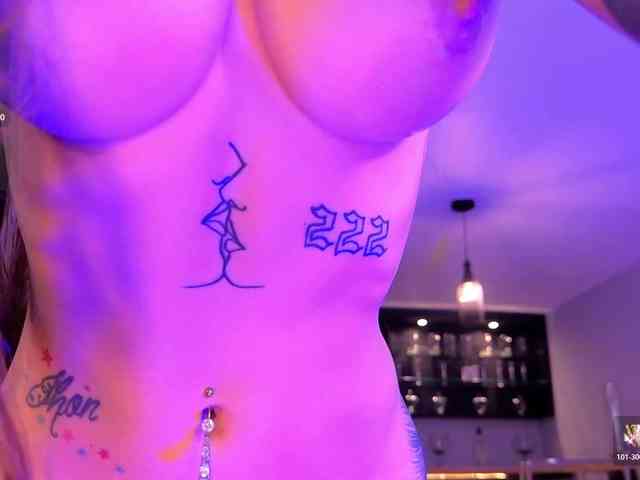 HannaConnor Sex Cam Show