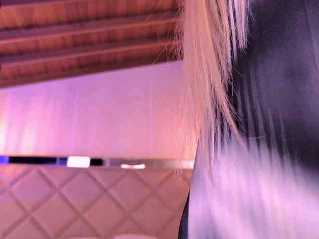 HannaConnor webcam