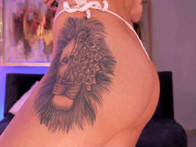 Modelo: HannaConnor