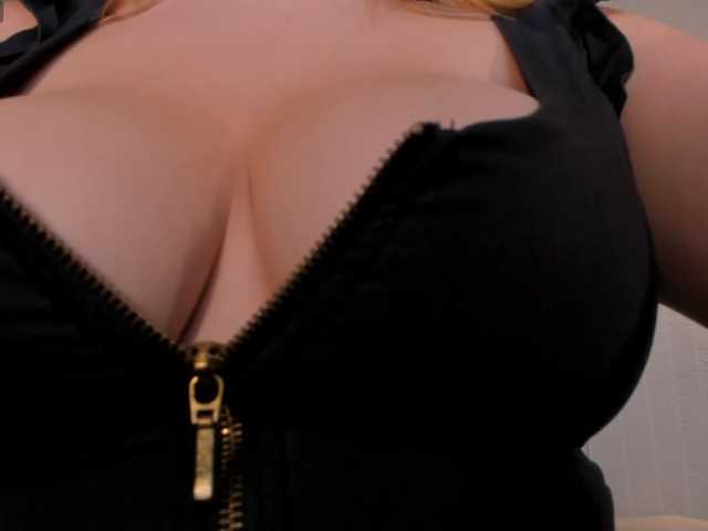 BellaRose's BongaCams show and profile