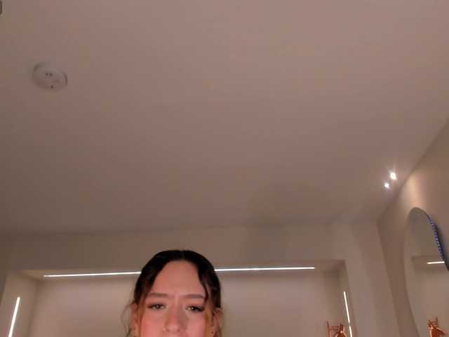 BellaRose's BongaCams show and profile