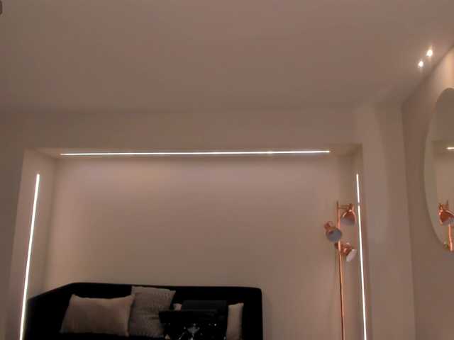 BellaRose's BongaCams show and profile