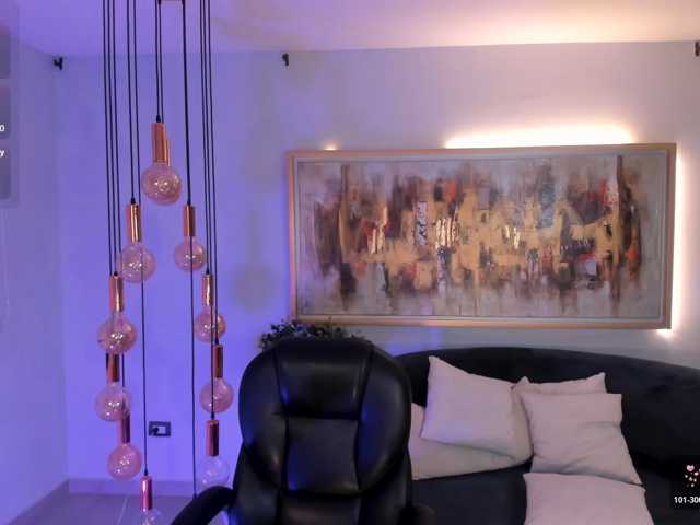 ViolettHansson live cam on BongaCams