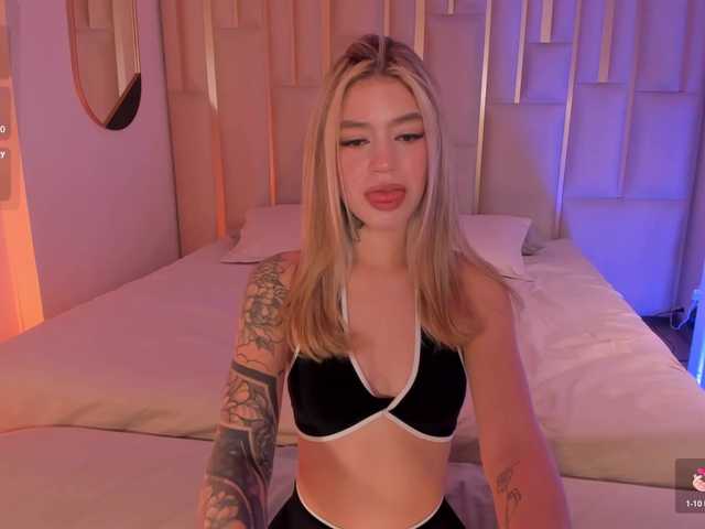 ViolettHansson live cam on BongaCams