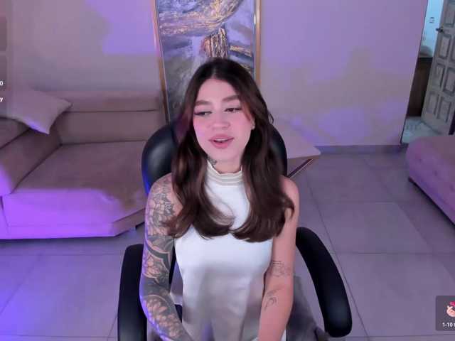ViolettHansson live cam on BongaCams
