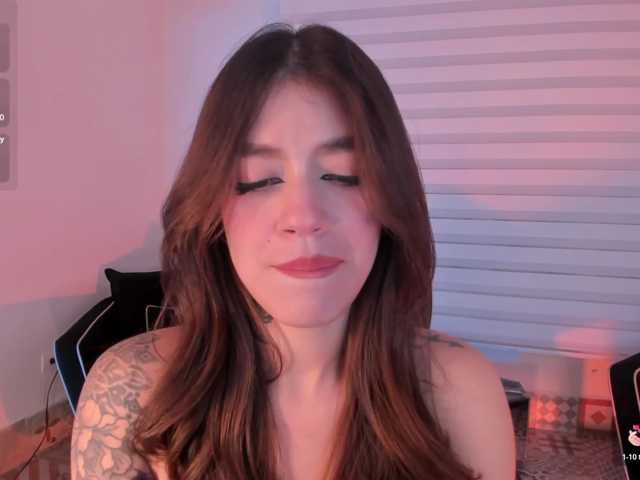 ViolettHansson live cam