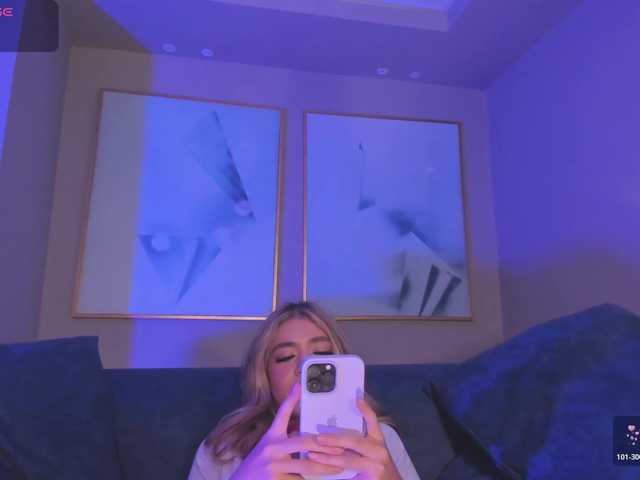 ViolettHansson's BongaCams show and profile