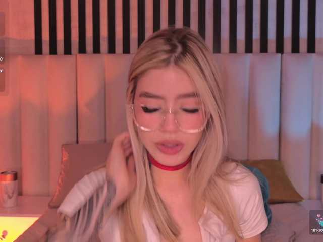 ViolettHansson live webcam show