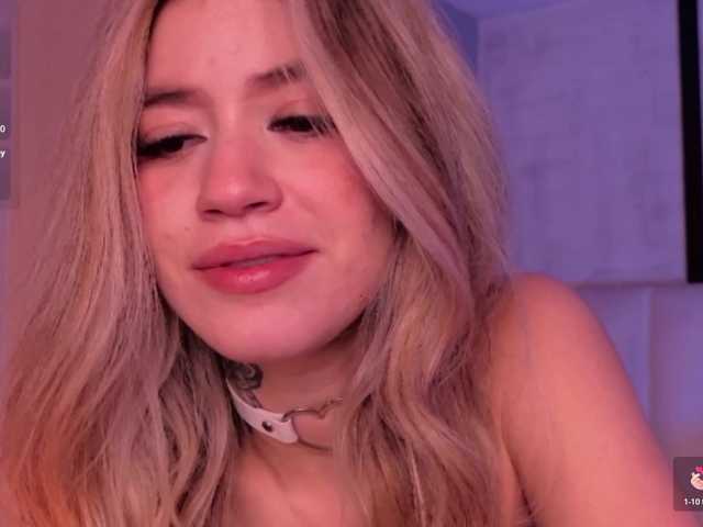 ViolettHansson live cam on BongaCams