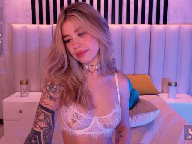 ViolettHansson live webcam show