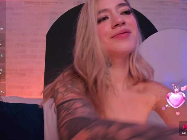 ViolettHansson live cam on BongaCams
