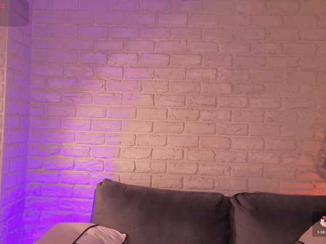 ViolettHansson live cam on BongaCams