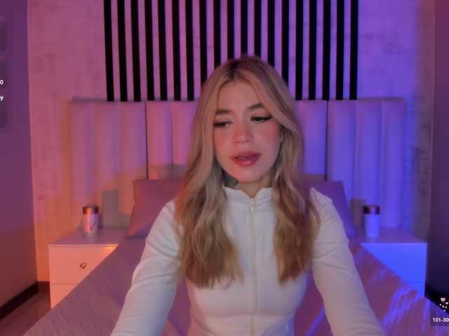 ViolettHansson live cam on BongaCams
