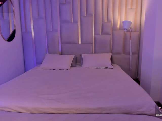 ViolettHansson live cam on BongaCams