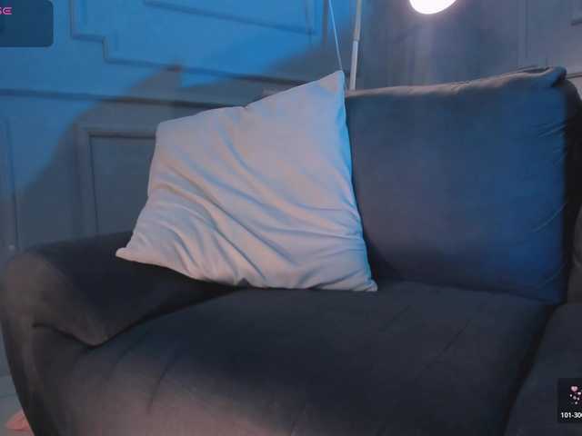 ViolettHansson's BongaCams show and profile