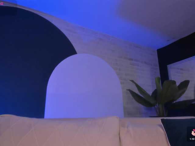 ViolettHansson live cam on BongaCams