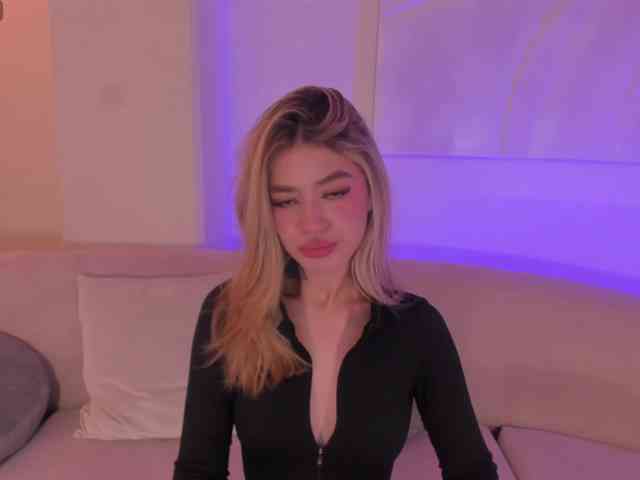 ViolettHansson webcam