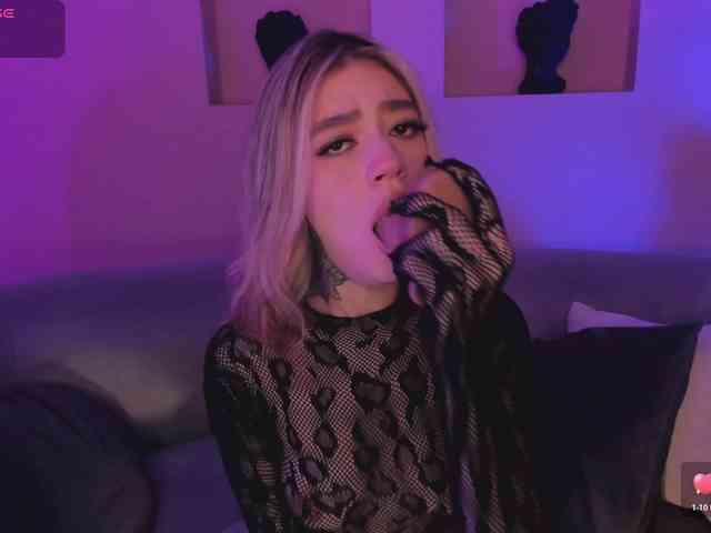 ViolettHansson