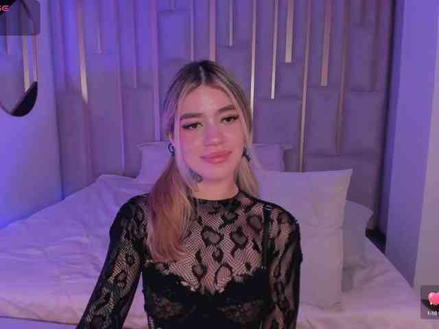 ViolettHansson webcam