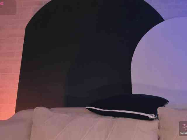 ViolettHansson webcam