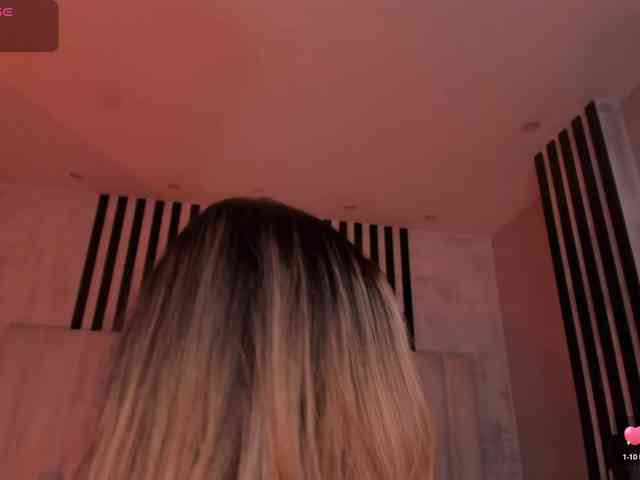 ViolettHansson webcam