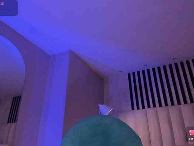 ViolettHansson webcam