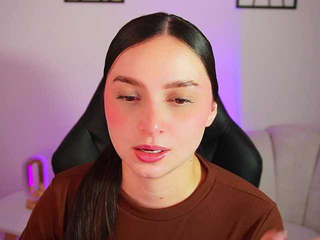 AliceHarper1 live cam on BongaCams
