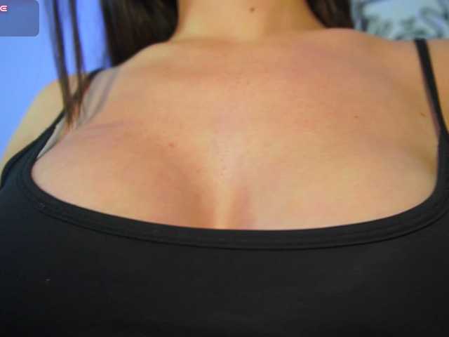 AliceHarper1 live cam on BongaCams