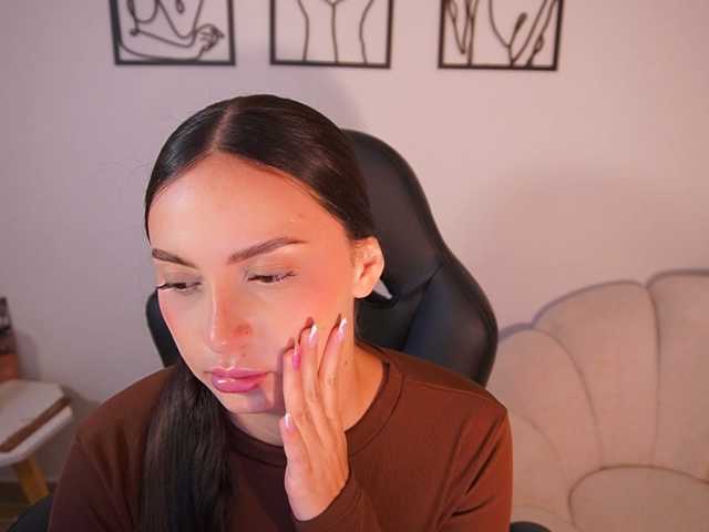 AliceHarper1, live now on BongaCams
