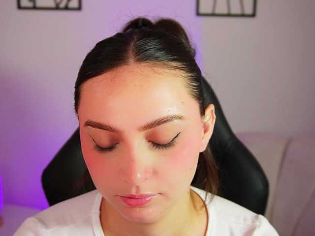AliceHarper1 live webcam show