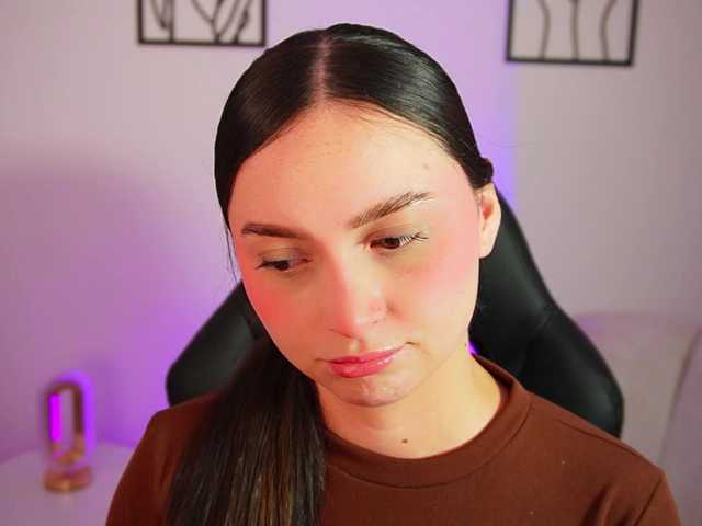 AliceHarper1 live cam on BongaCams