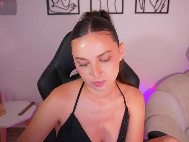 AliceHarper1 live cam preview
