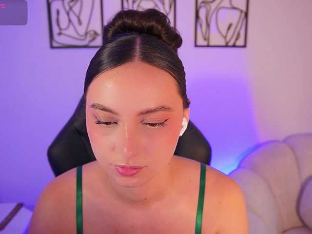 AliceHarper1 live cam on BongaCams